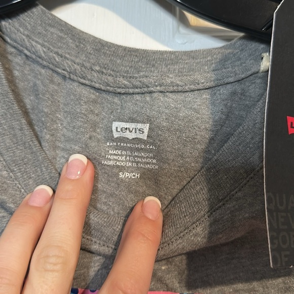 NWT Women’s Small Levi’s Cropped Tank - Picture 3 of 4